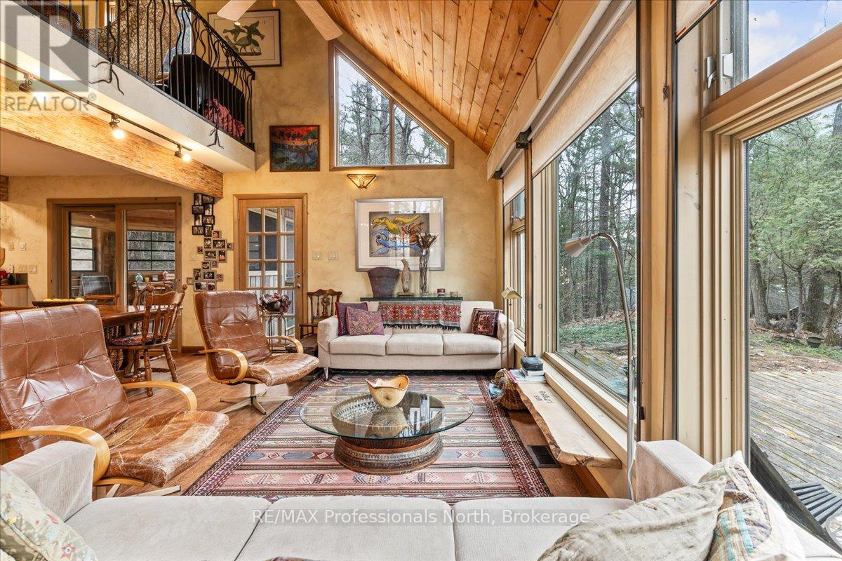 1032 Parallel Falls Lane, Minden Hills, Ontario  K0M 2K0 - Photo 15 - X12880874