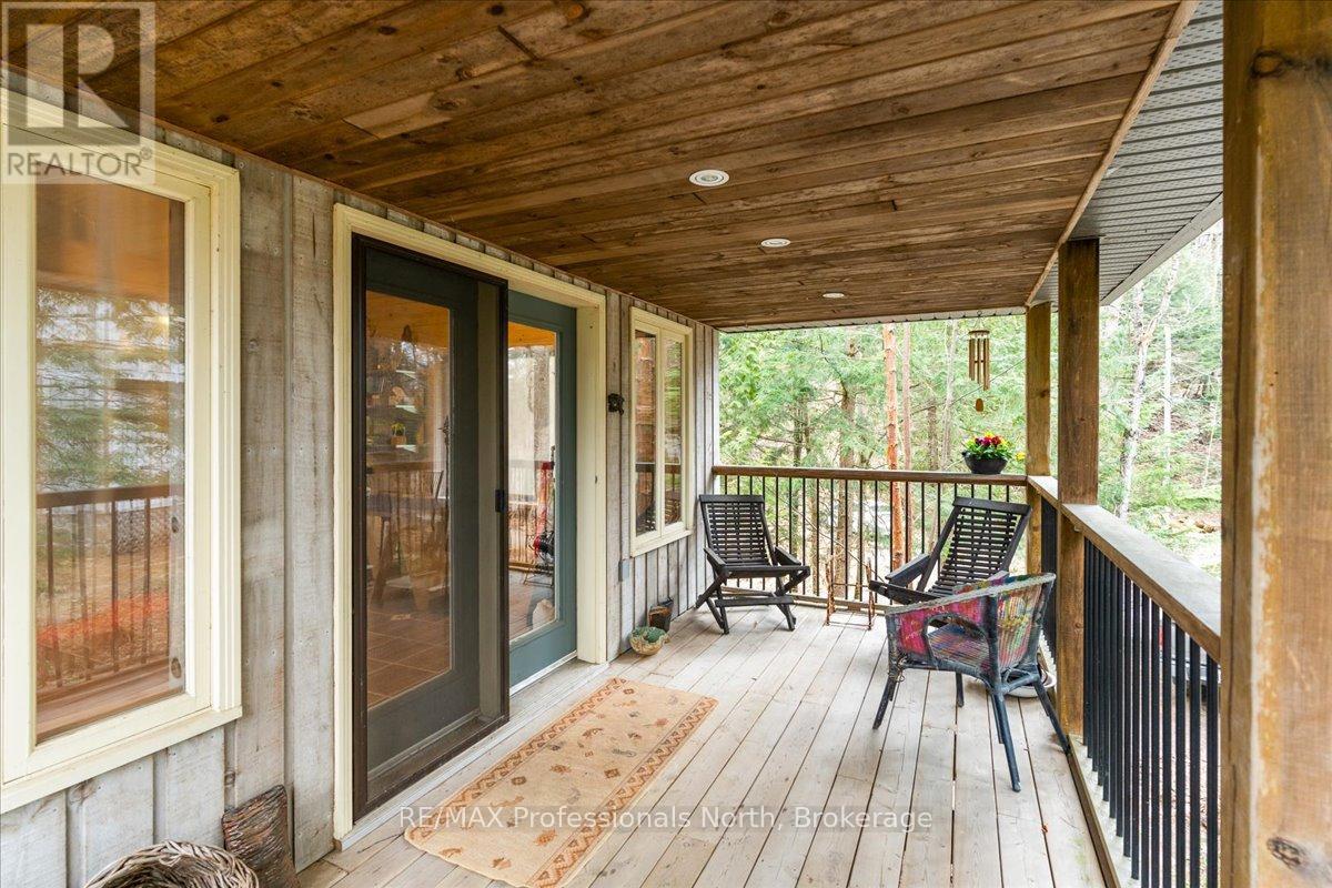 1032 Parallel Falls Lane, Minden Hills, Ontario  K0M 2K0 - Photo 34 - X12880874