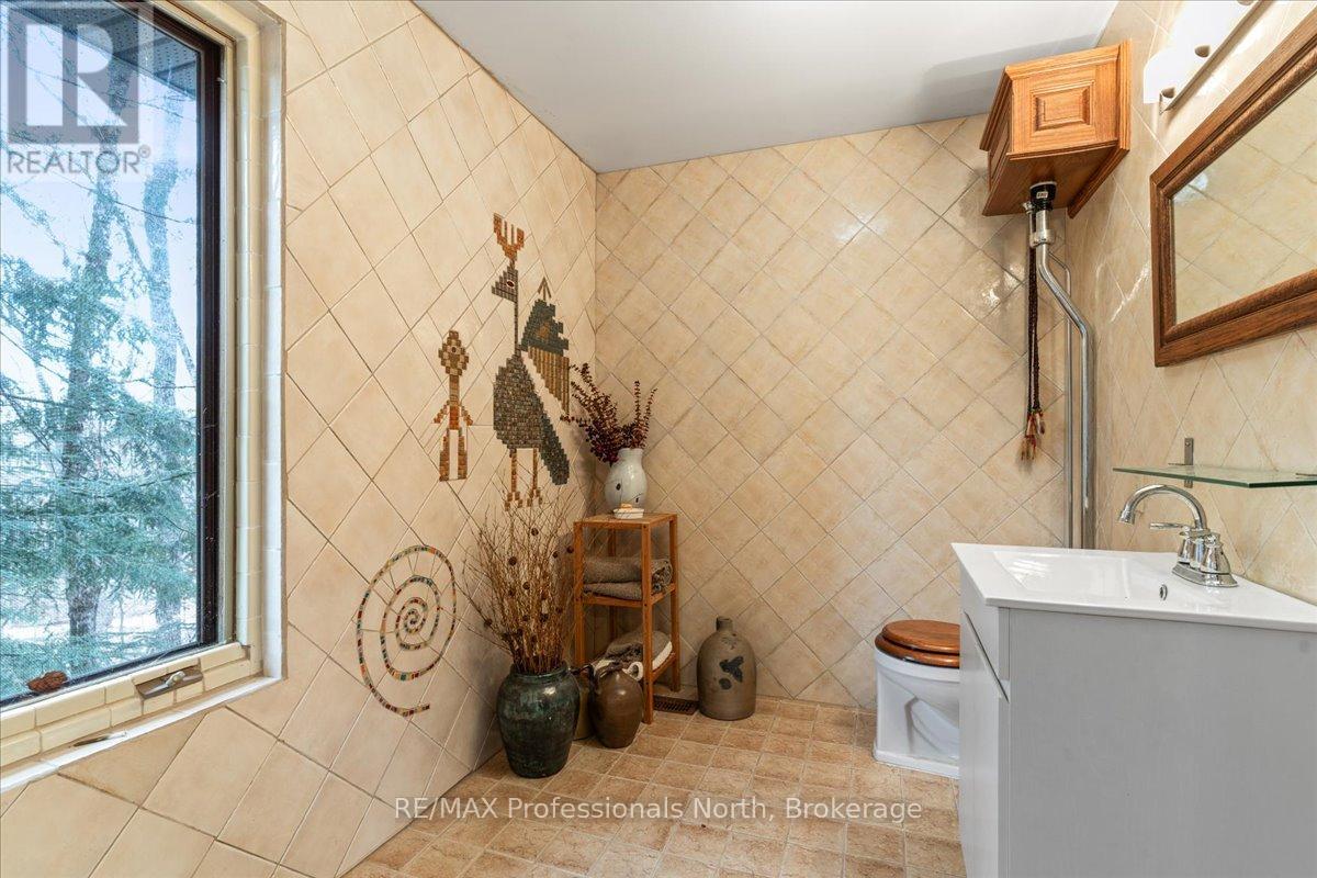 1032 Parallel Falls Lane, Minden Hills, Ontario  K0M 2K0 - Photo 38 - X12880874