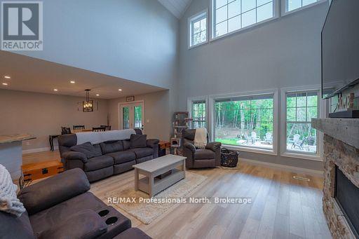 1677 Hospitality Road, Minden Hills (Snowdon), Ontario  K0M 2K0 - Photo 17 - X12880968