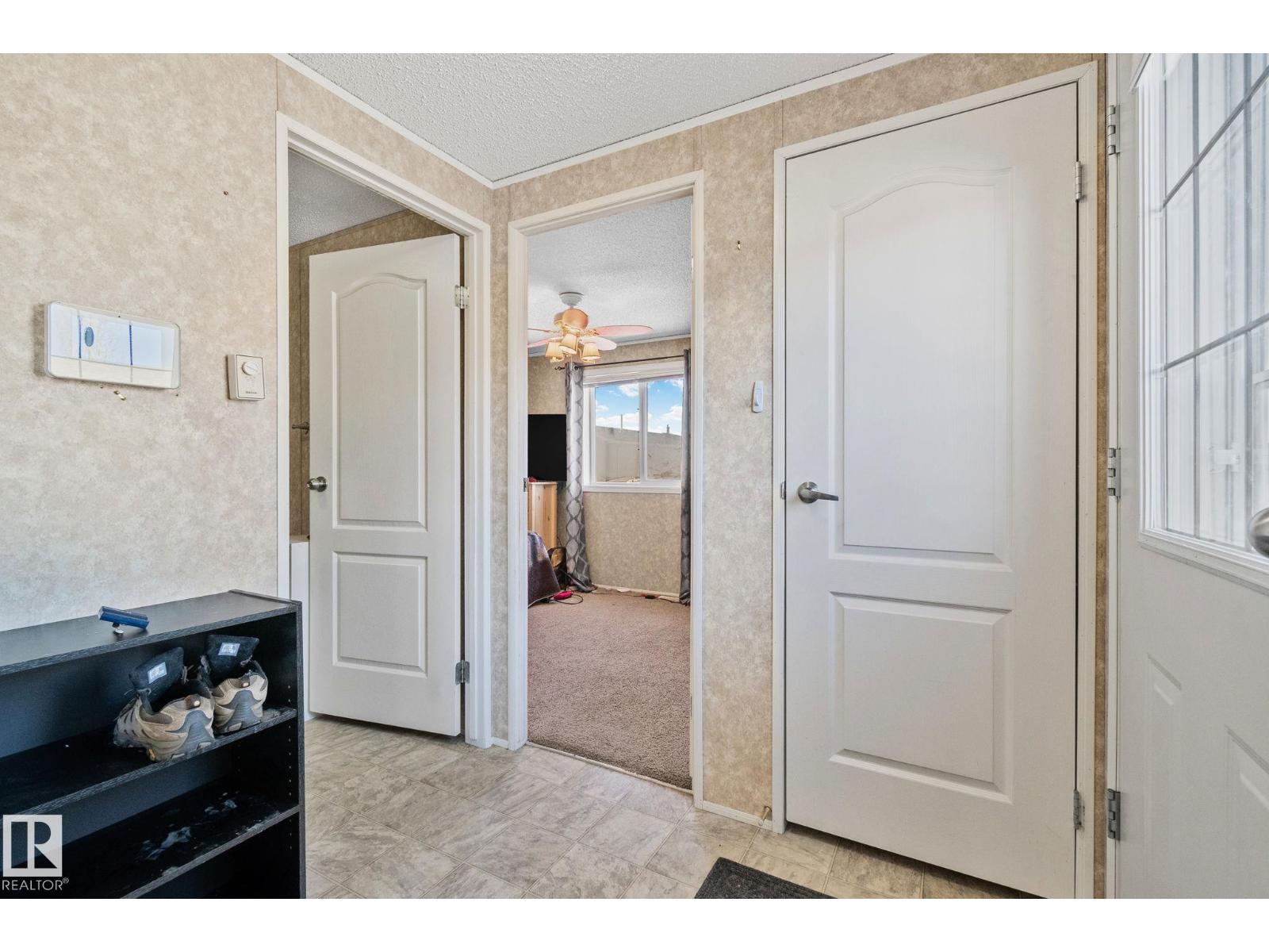 440 Oak Wood Cr Nw, Edmonton, Alberta  T6P 0B2 - Photo 16 - E4477370