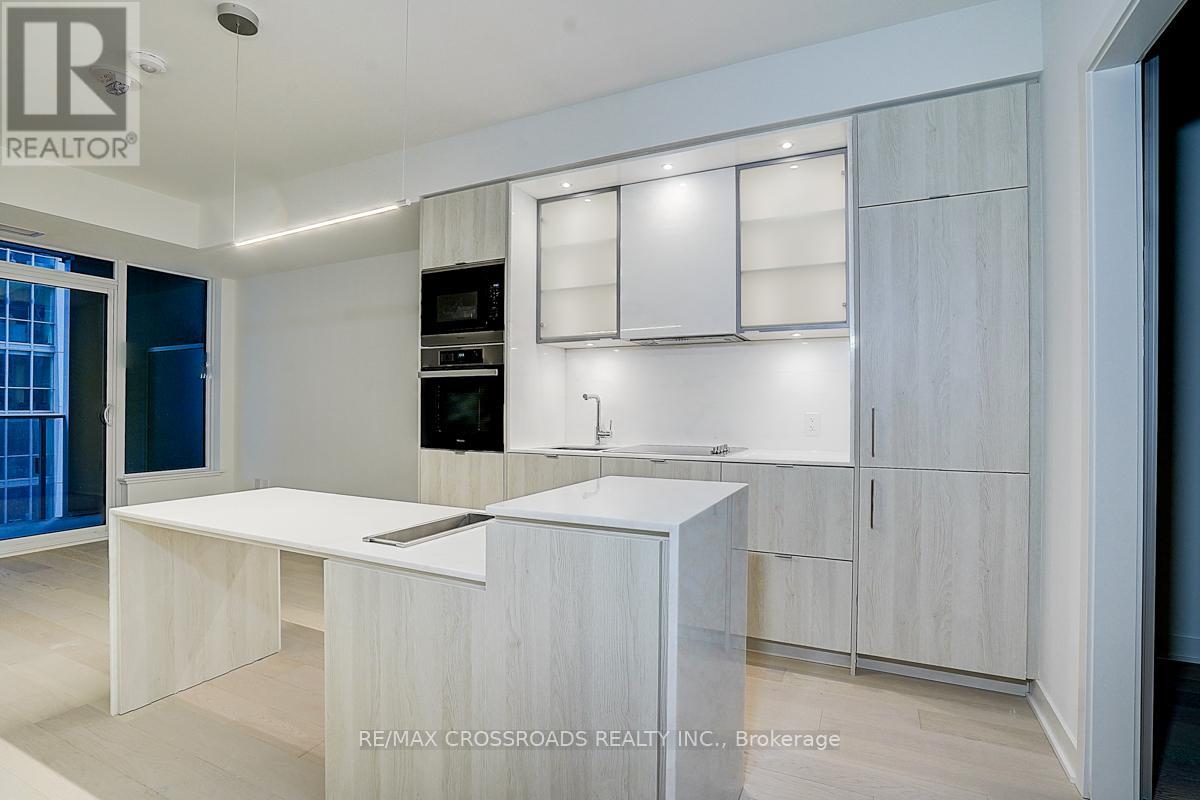 1607 - 11 Yorkville Avenue, Toronto (Annex), Ontario  M4W 1L2 - Photo 12 - C12880978