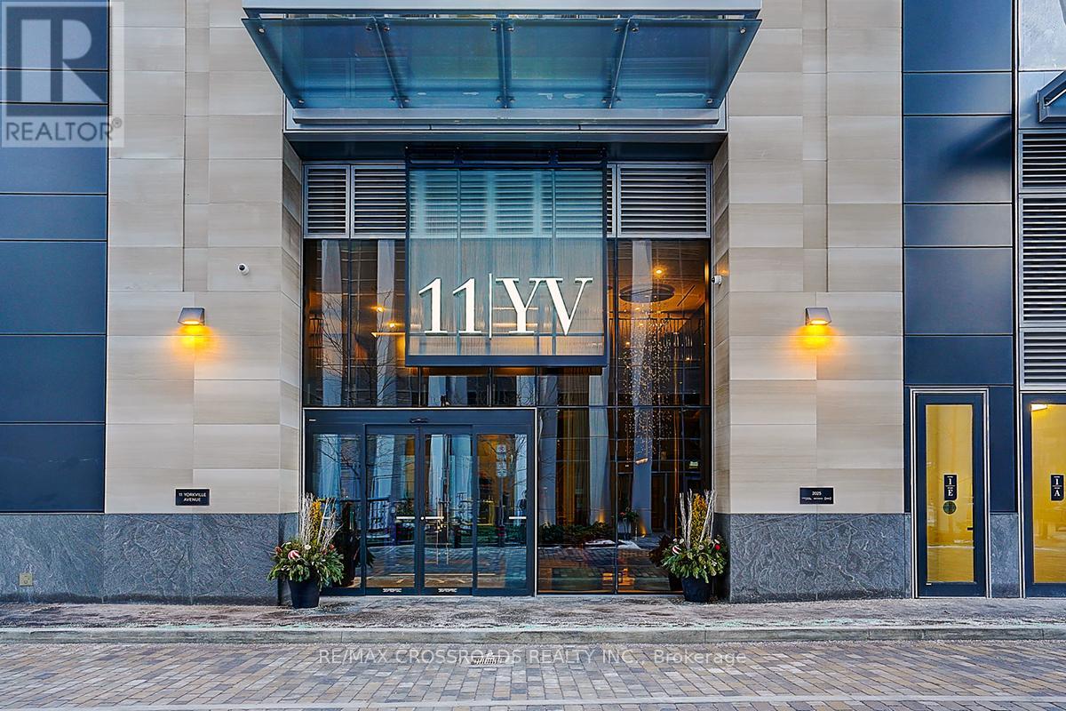 1607 - 11 Yorkville Avenue, Toronto (Annex), Ontario  M4W 1L2 - Photo 2 - C12880978