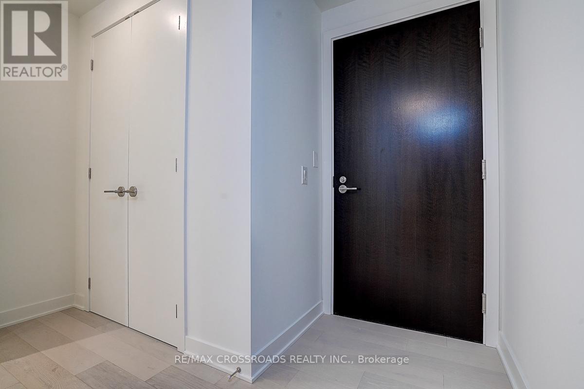 1607 - 11 Yorkville Avenue, Toronto (Annex), Ontario  M4W 1L2 - Photo 5 - C12880978