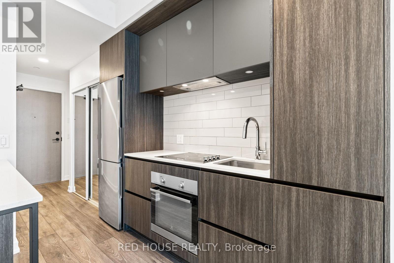 802 - 34 Tubman Avenue, Toronto (Regent Park), Ontario  M5A 0R2 - Photo 11 - C12881000