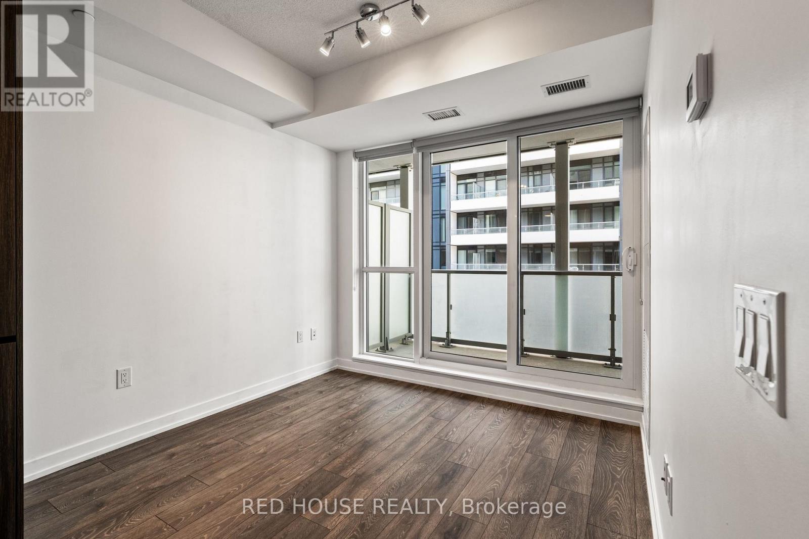 802 - 34 Tubman Avenue, Toronto (Regent Park), Ontario  M5A 0R2 - Photo 12 - C12881000