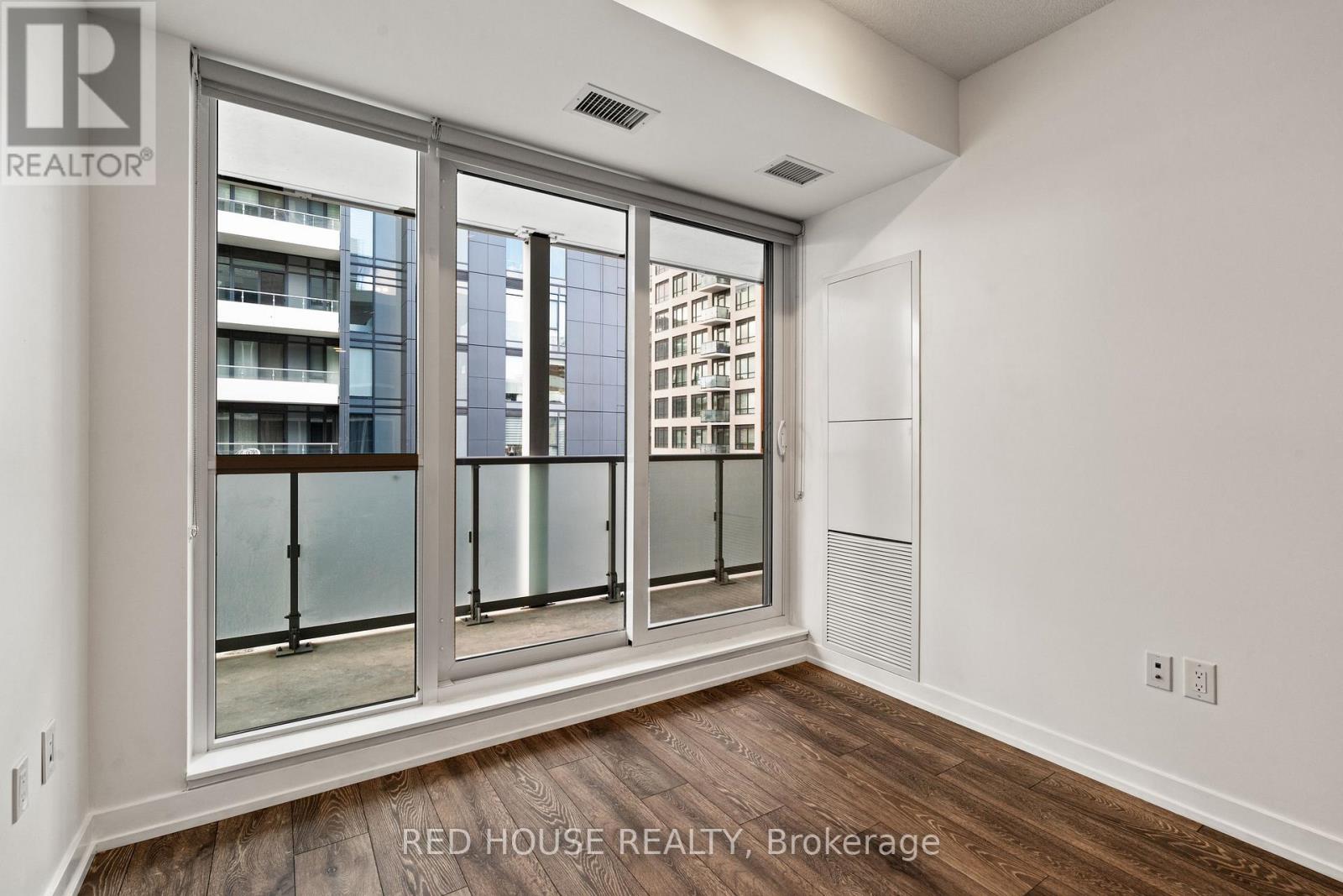 802 - 34 Tubman Avenue, Toronto (Regent Park), Ontario  M5A 0R2 - Photo 15 - C12881000