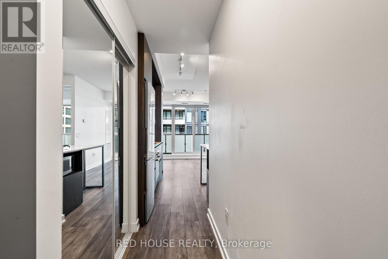 802 - 34 Tubman Avenue, Toronto (Regent Park), Ontario  M5A 0R2 - Photo 3 - C12881000