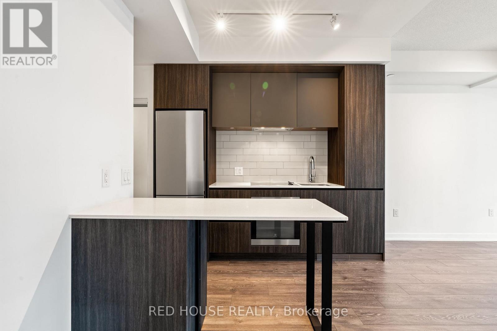 802 - 34 Tubman Avenue, Toronto (Regent Park), Ontario  M5A 0R2 - Photo 8 - C12881000