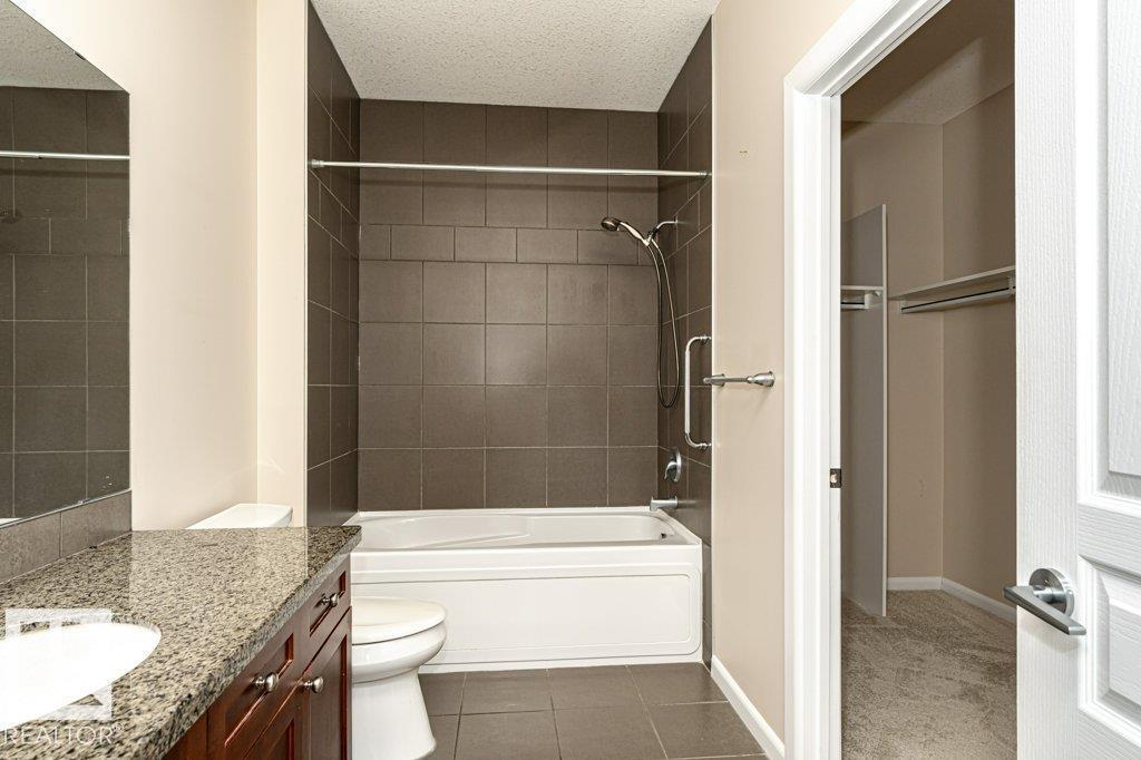#302 160 Magrath Rd Nw, Edmonton, Alberta  T6R 3T7 - Photo 11 - E4476444