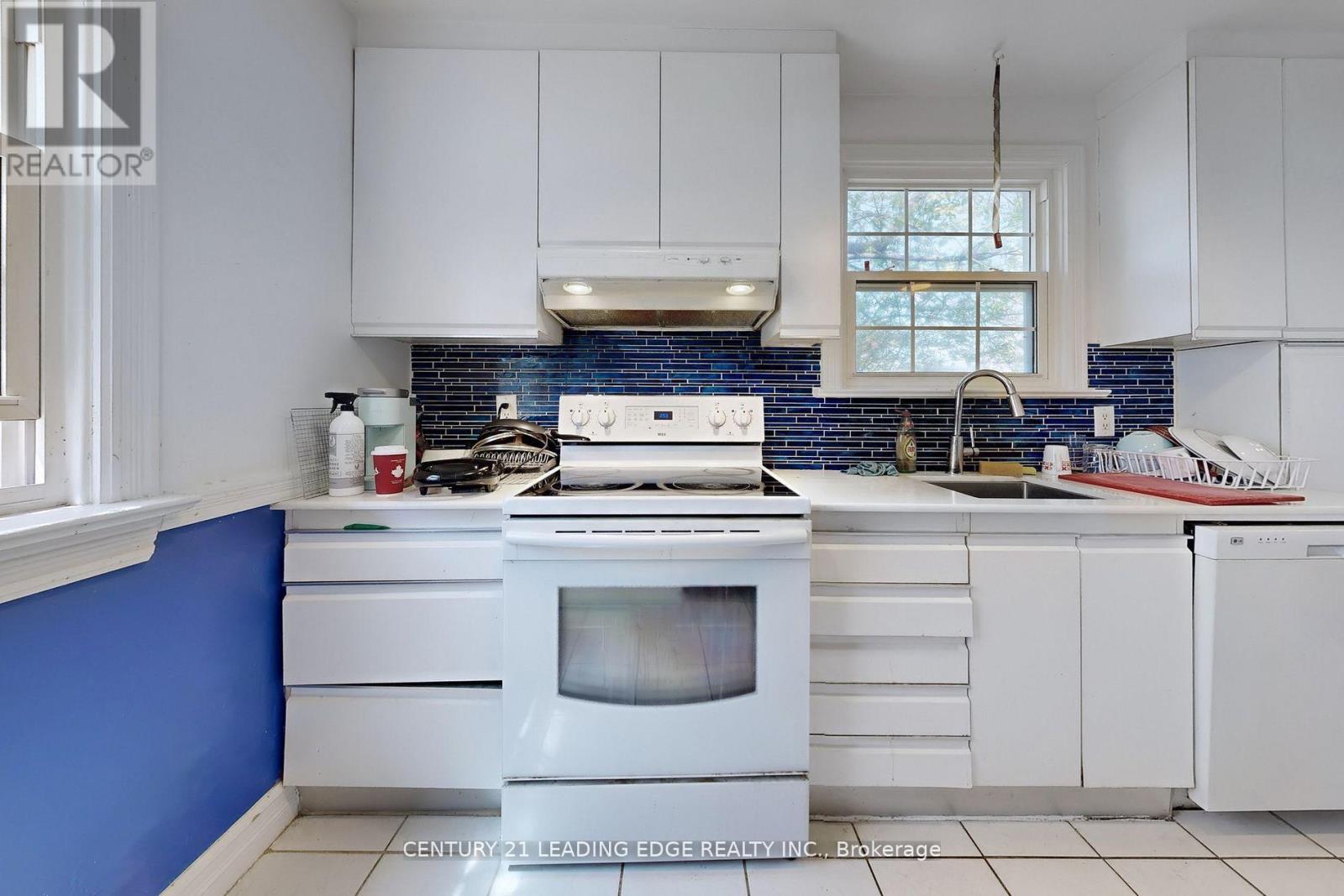 B - 21 Wexford Boulevard, Toronto, Ontario  M1R 1K9 - Photo 13 - E12880944