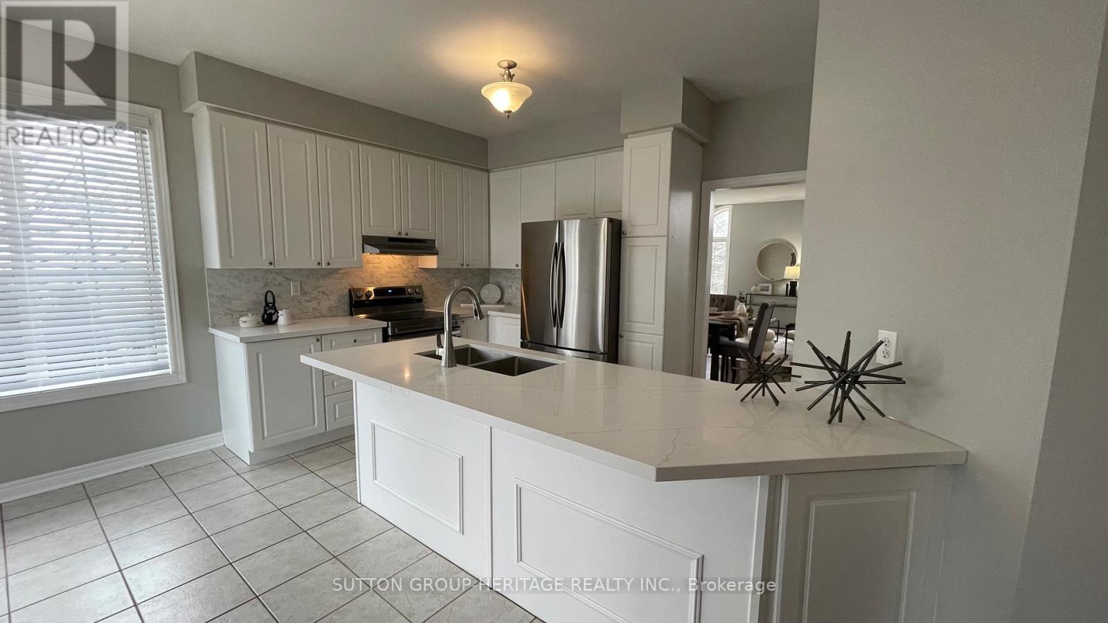 57 Kimberly Drive, Whitby, Ontario  L1M 1K5 - Photo 12 - E12880964