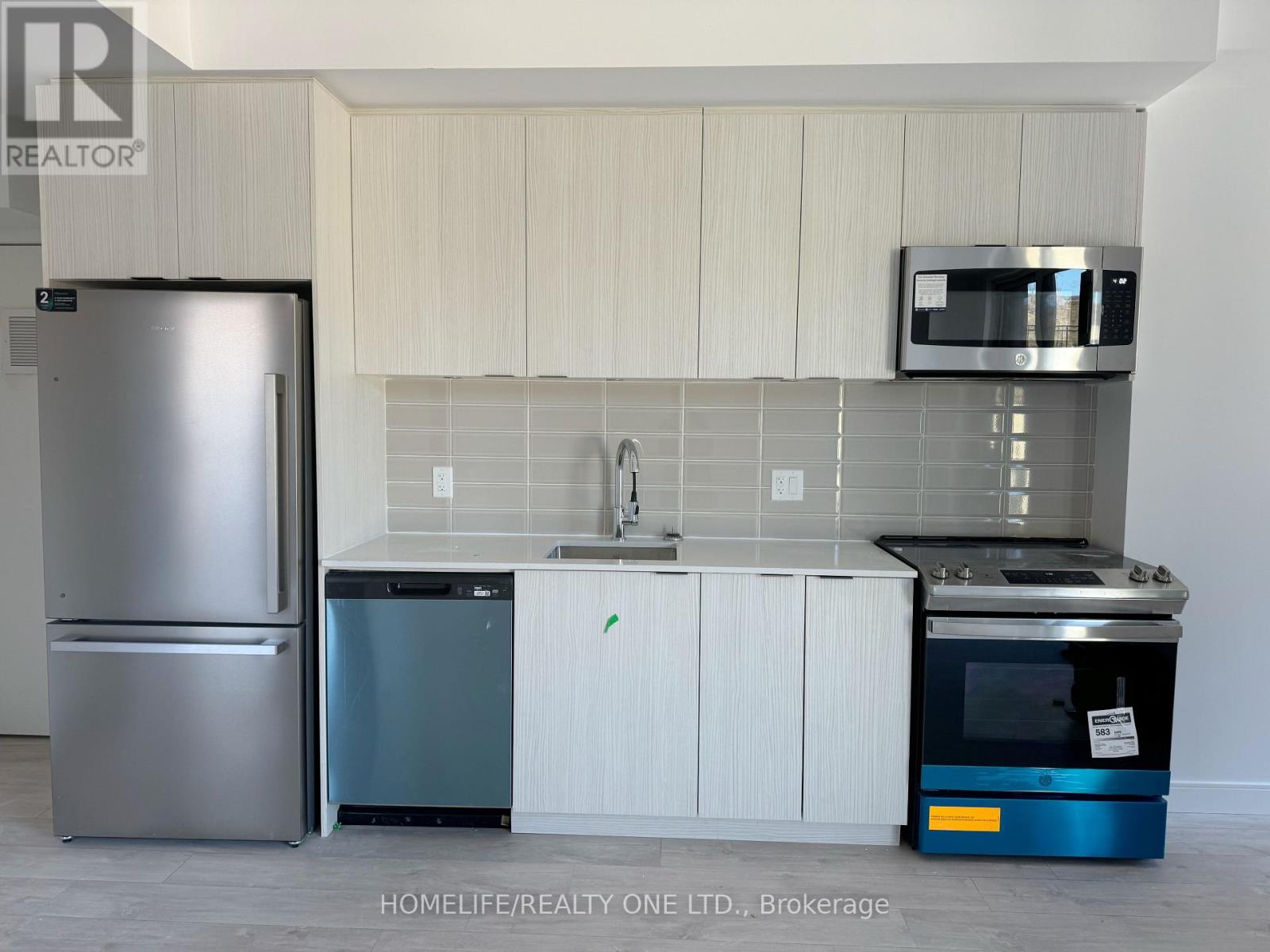 2 - 176 CLONMORE DRIVE, Toronto, Ontario