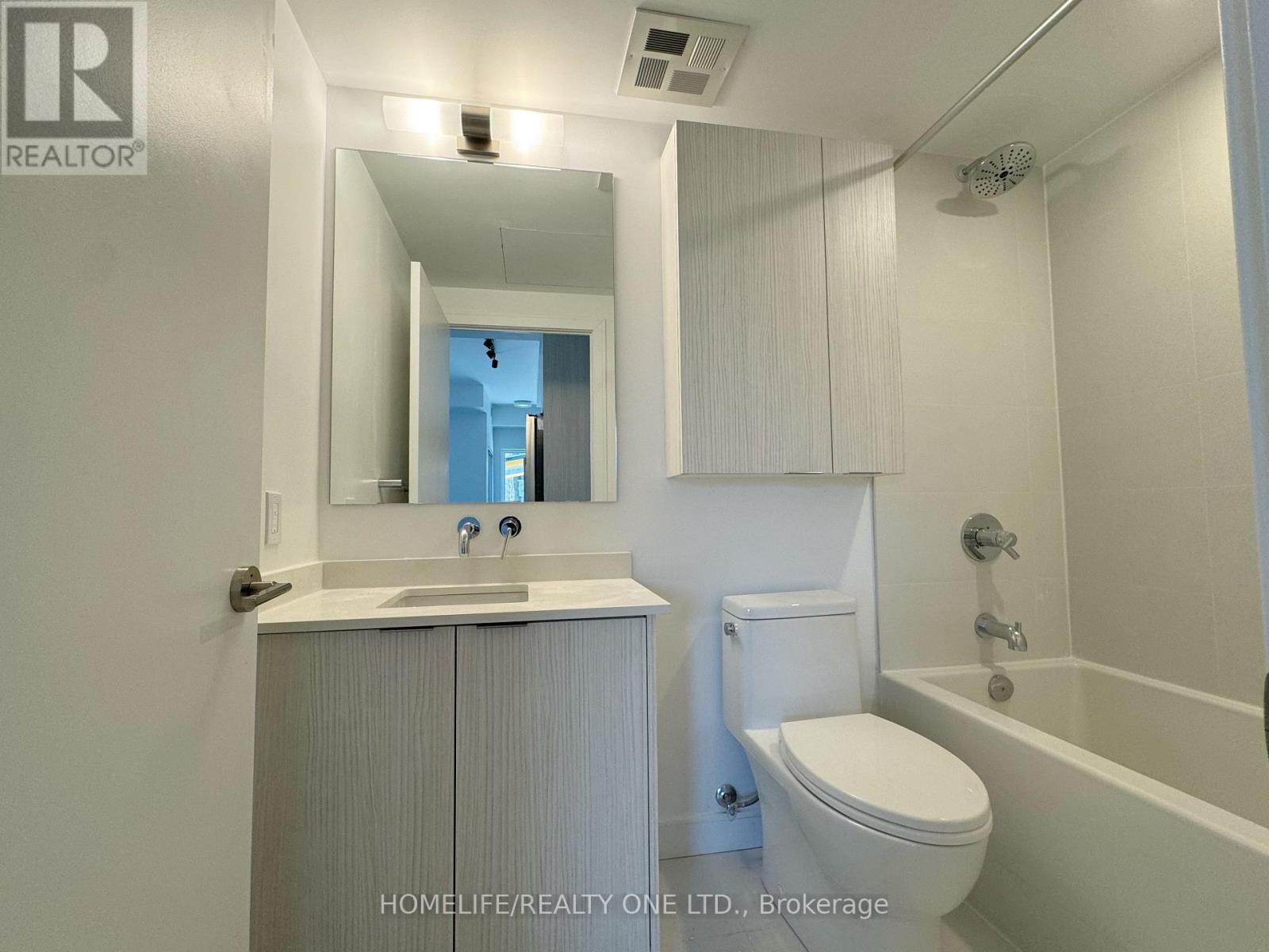 2 - 176 Clonmore Drive, Toronto (Birchcliffe-Cliffside), Ontario  M1N 0B9 - Photo 5 - E12881018