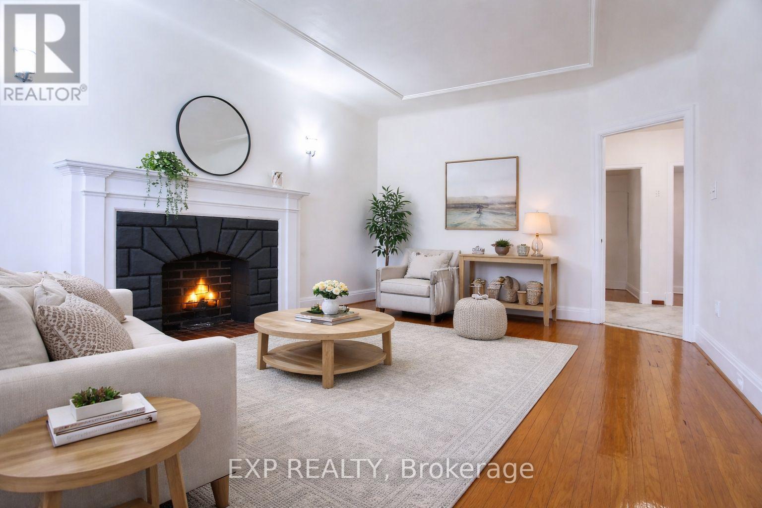 Main - 310 Westwood Avenue, Toronto (East York), Ontario  M4J 2H7 - Photo 2 - E12881034