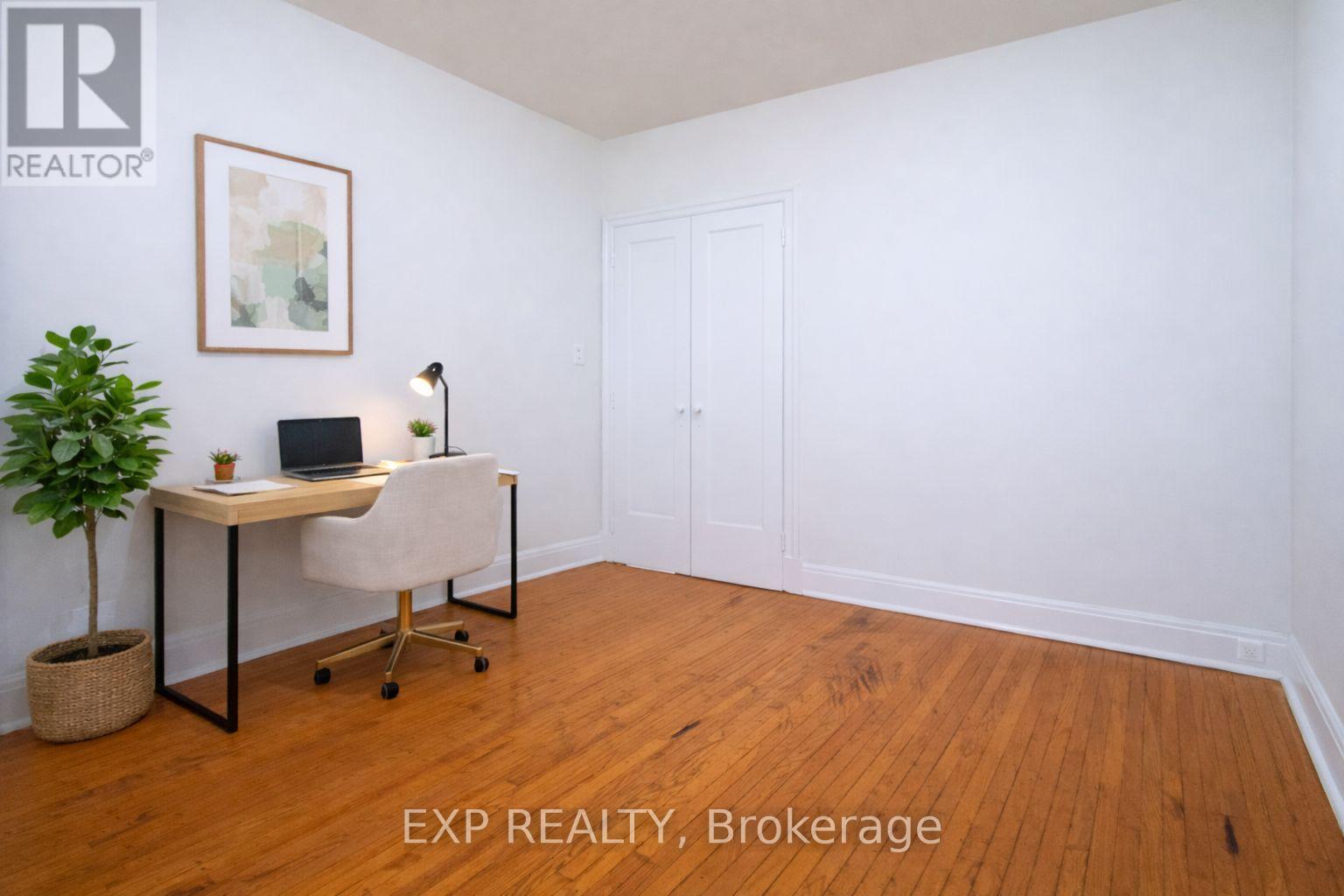 Main - 310 Westwood Avenue, Toronto (East York), Ontario  M4J 2H7 - Photo 9 - E12881034