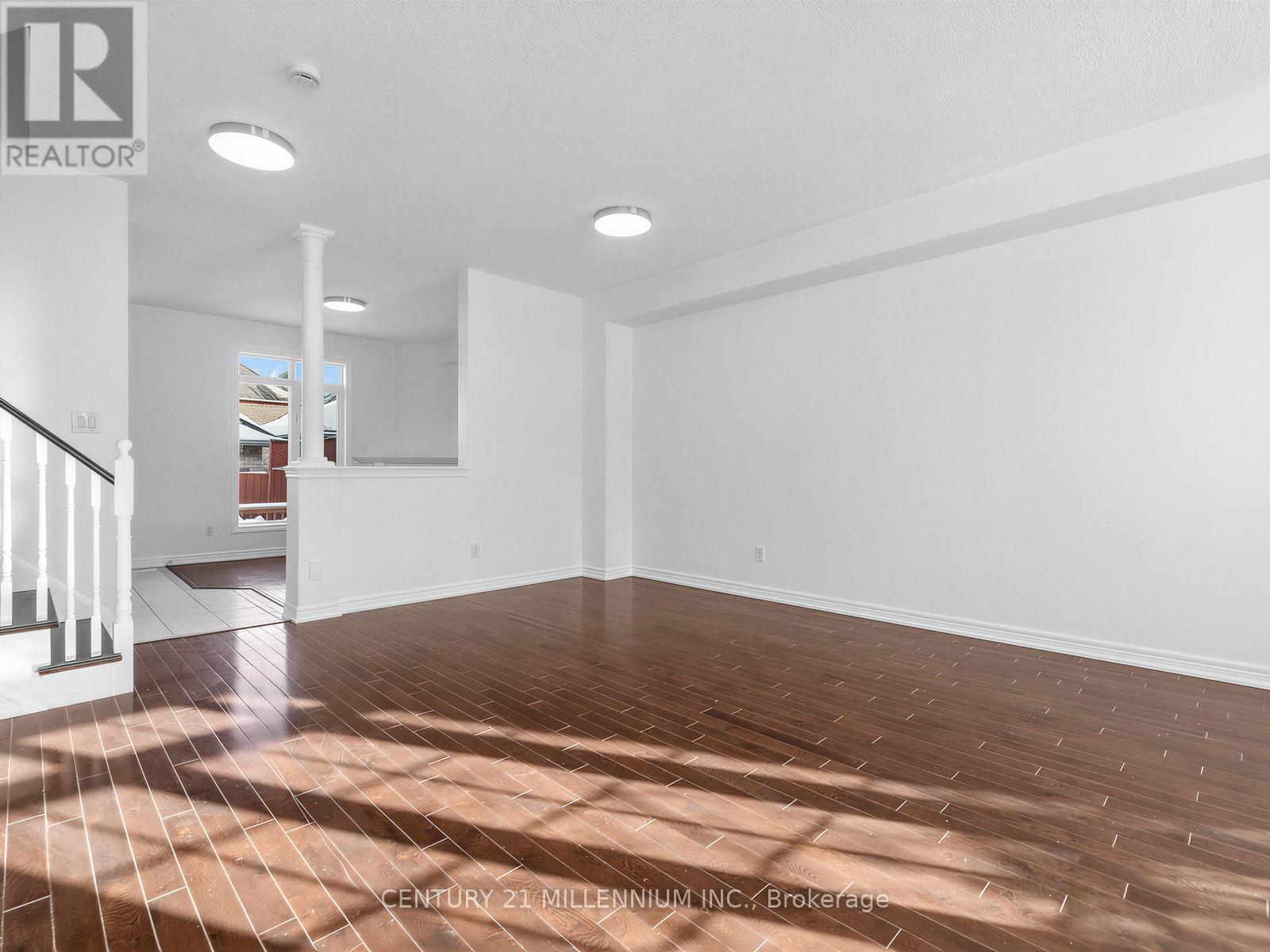 10569 Bayview Avenue, Richmond Hill, Ontario  L4C 0M8 - Photo 5 - N12880832