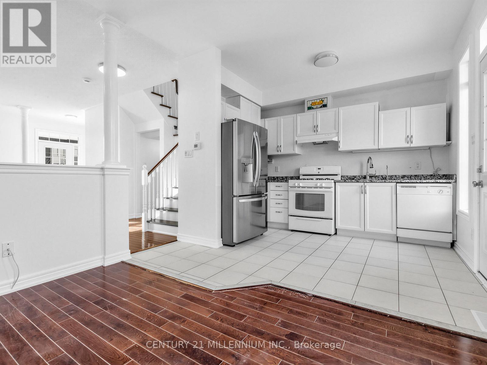 10569 Bayview Avenue, Richmond Hill, Ontario  L4C 0M8 - Photo 8 - N12880832