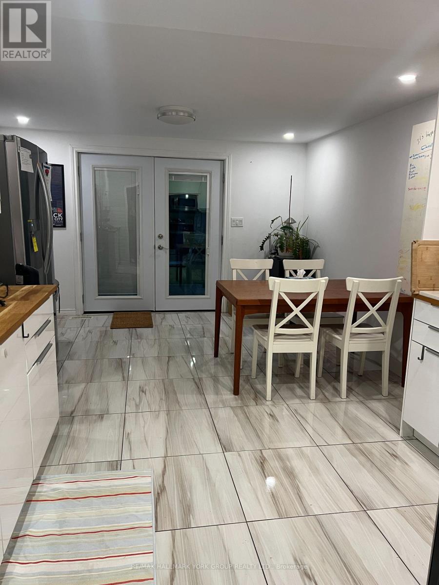 200 Spring Road, Georgina (Keswick North), Ontario  L4P 2K9 - Photo 6 - N12880850