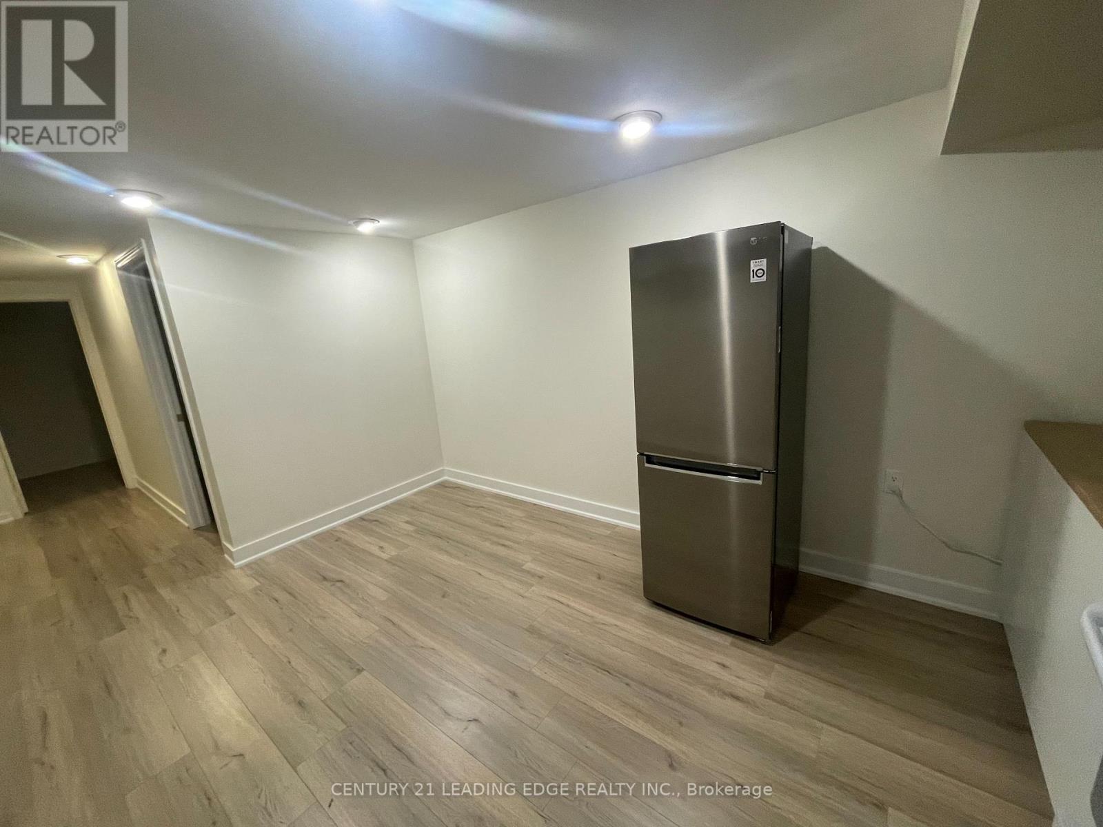 Bsmt - 54 Fieldview Crescent, Markham (Milliken Mills West), Ontario  L3R 3H7 - Photo 5 - N12880856