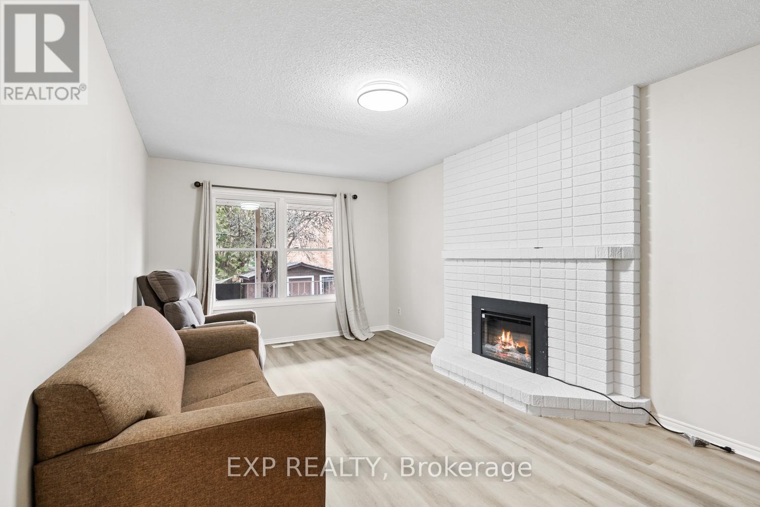 Main - 61 Dundee Crescent, Markham (Village Green-South Unionville), Ontario  L3R 8Y9 - Photo 12 - N12880990