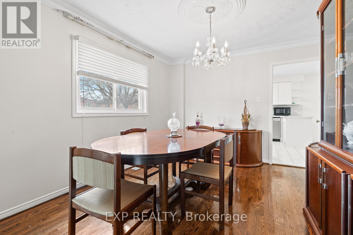 Main - 61 Dundee Crescent, Markham (Village Green-South Unionville), Ontario  L3R 8Y9 - Photo 6 - N12880990