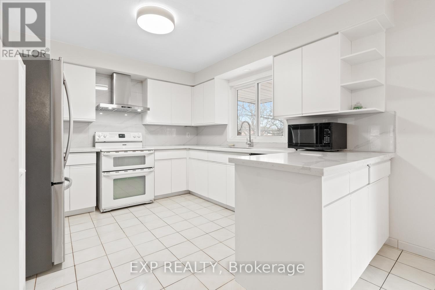 Main - 61 Dundee Crescent, Markham (Village Green-South Unionville), Ontario  L3R 8Y9 - Photo 9 - N12880990