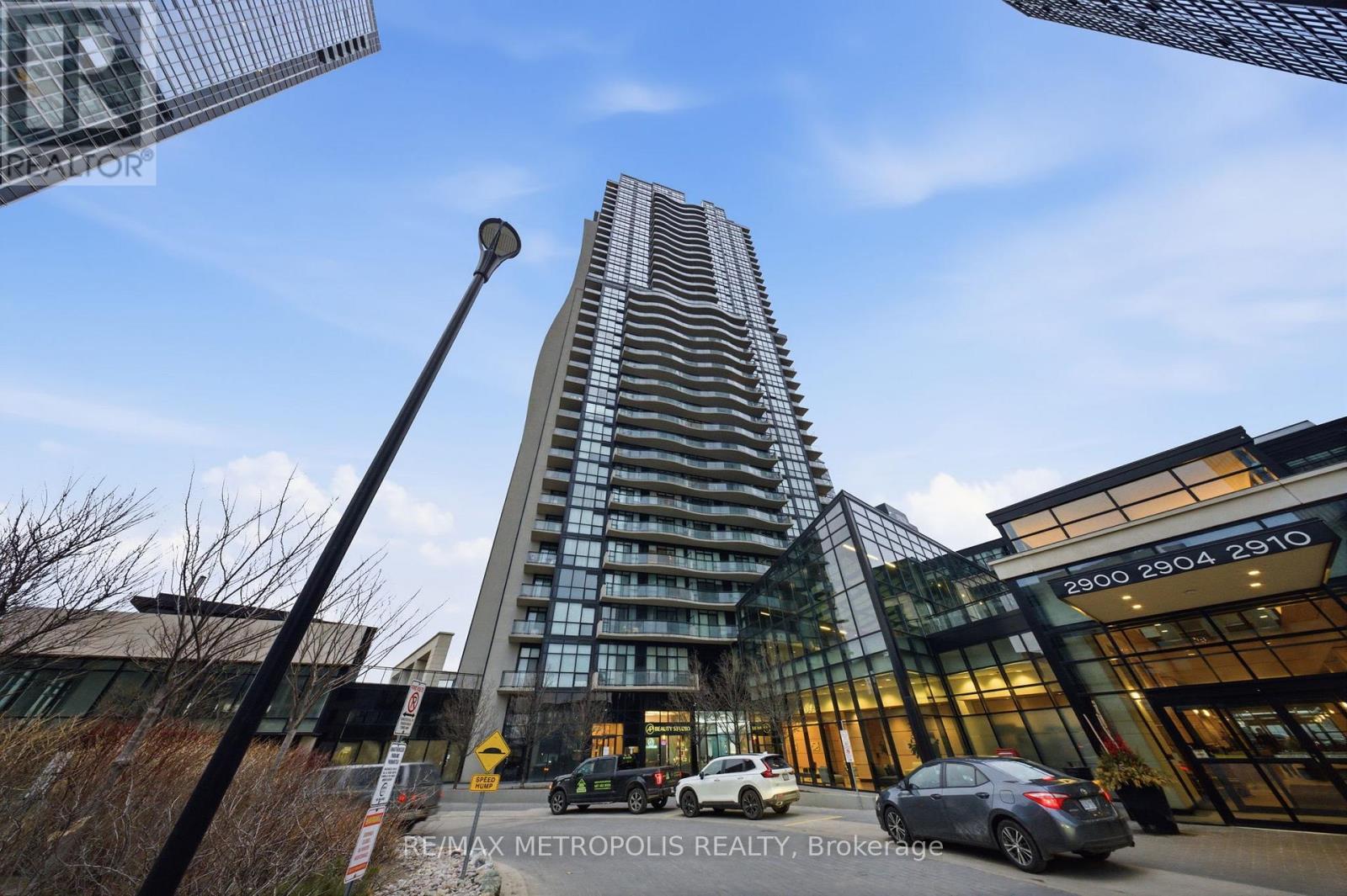 704 - 2900 HIGHWAY NO. 7, Vaughan, Ontario