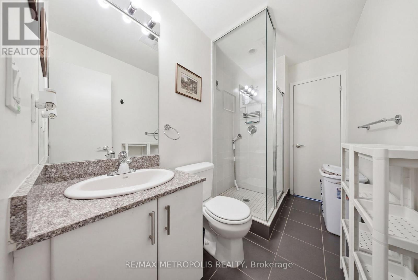 704 - 2900 Highway No. 7, Vaughan, Ontario  L4K 0G3 - Photo 15 - N12881016