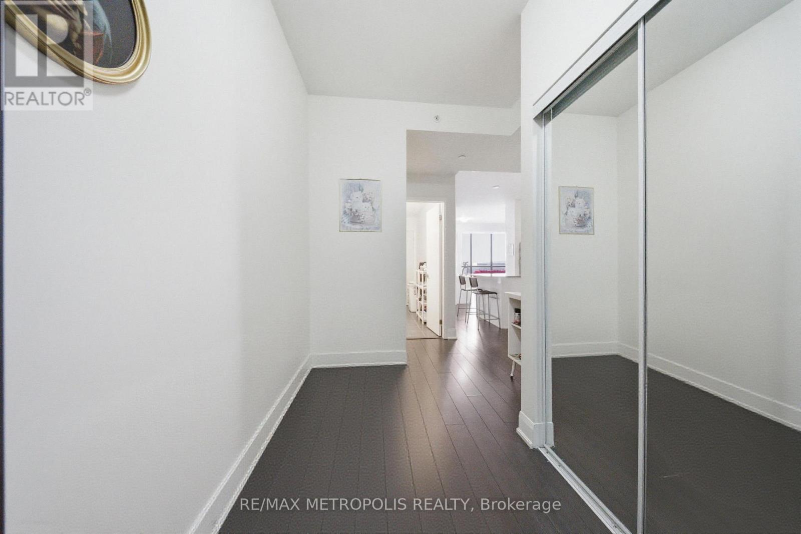 704 - 2900 Highway No. 7, Vaughan, Ontario  L4K 0G3 - Photo 6 - N12881016