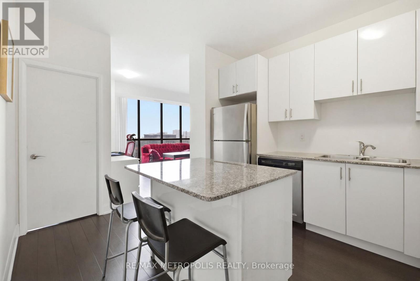 704 - 2900 Highway No. 7, Vaughan, Ontario  L4K 0G3 - Photo 7 - N12881016