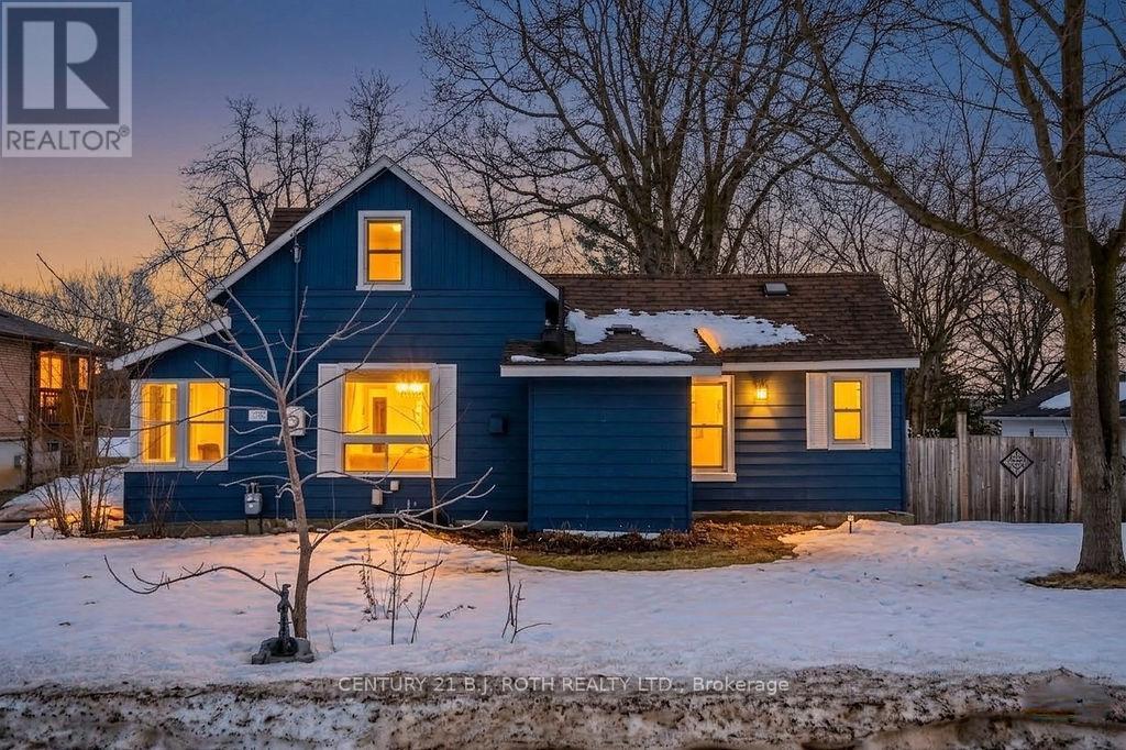 39 GROVE STREET W, Barrie, Ontario