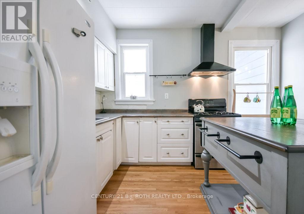 39 Grove Street W, Barrie, Ontario  L4N 1M6 - Photo 22 - S12881036