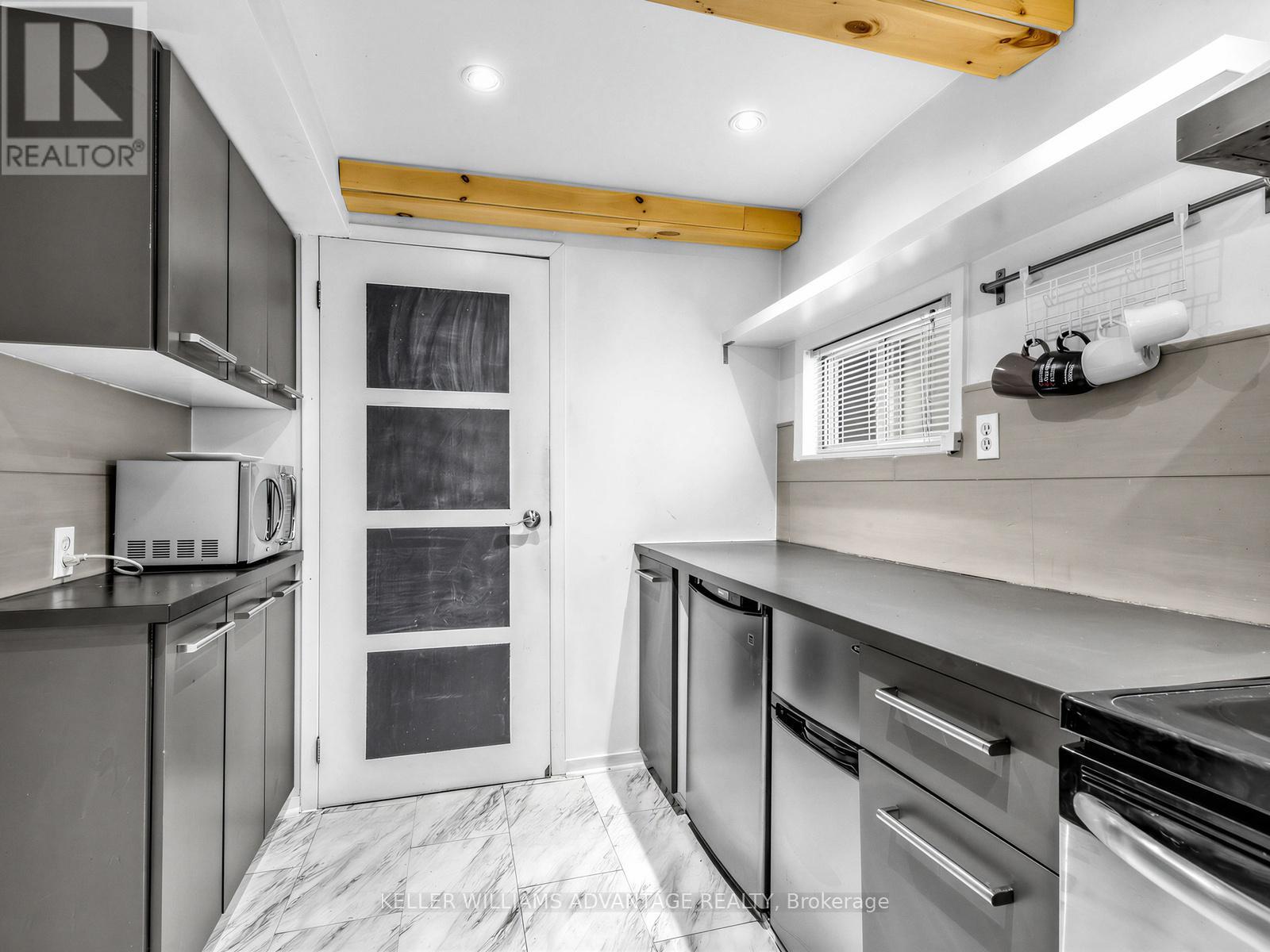 12 Hastings Avenue, Toronto, Ontario  M4L 2L2 - Photo 23 - E12847588