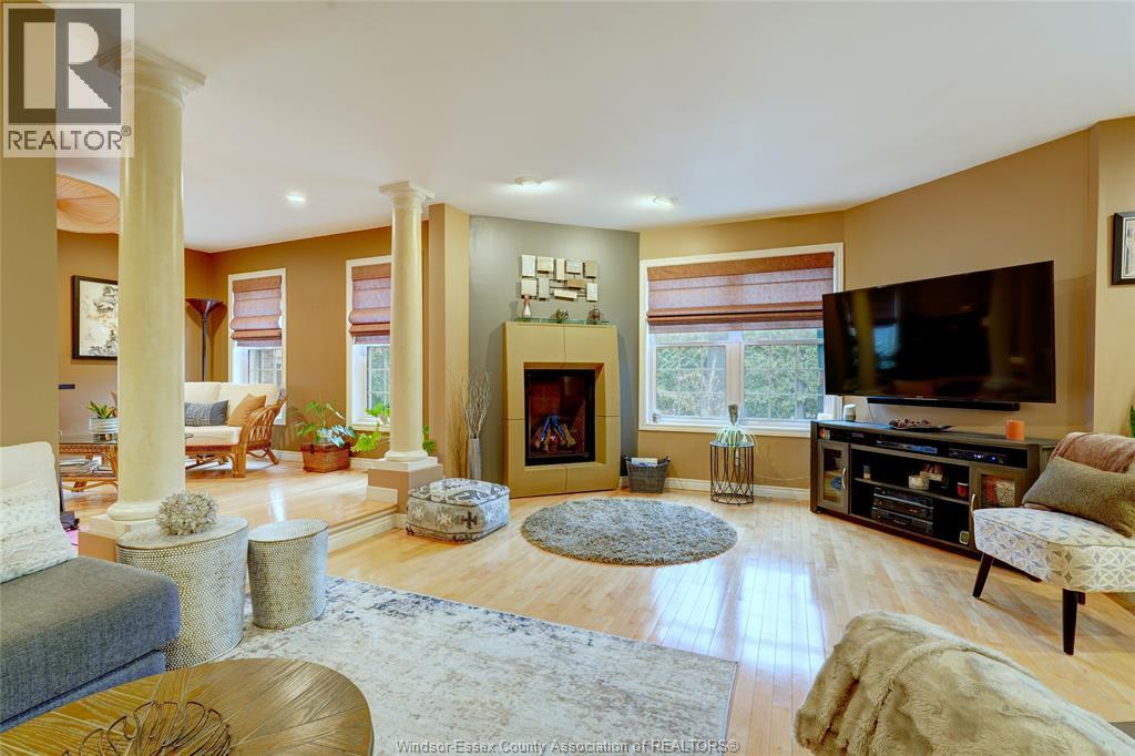 2230 Suzanne, Lasalle, Ontario  N9N 2K3 - Photo 11 - 26005346