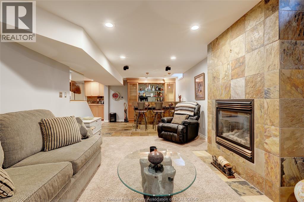 2230 Suzanne, Lasalle, Ontario  N9N 2K3 - Photo 35 - 26005346