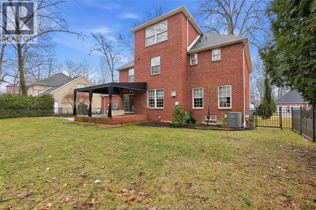 2230 Suzanne, Lasalle, Ontario  N9N 2K3 - Photo 43 - 26005346