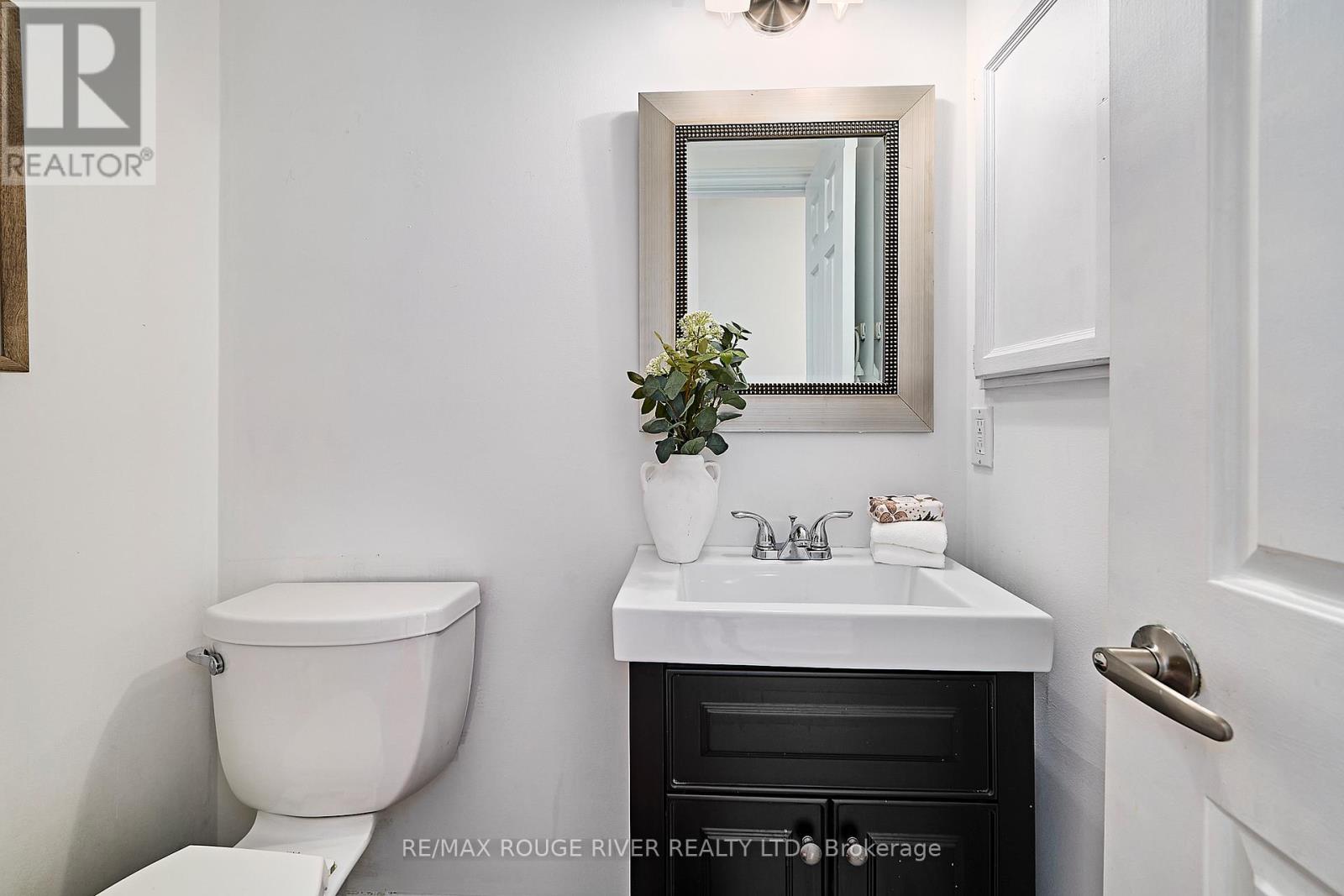 1007 Tiffany Circle, Oshawa (Centennial), Ontario  L1G 7S1 - Photo 23 - E12853980