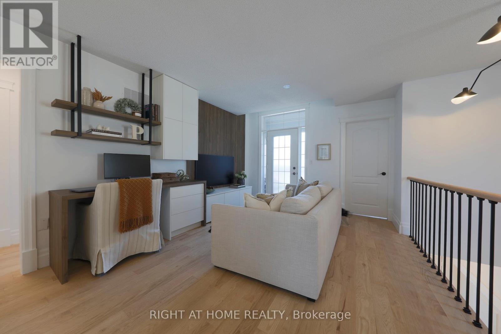 3342 Moses Way, Burlington, Ontario  L7M 0L5 - Photo 32 - W12852842