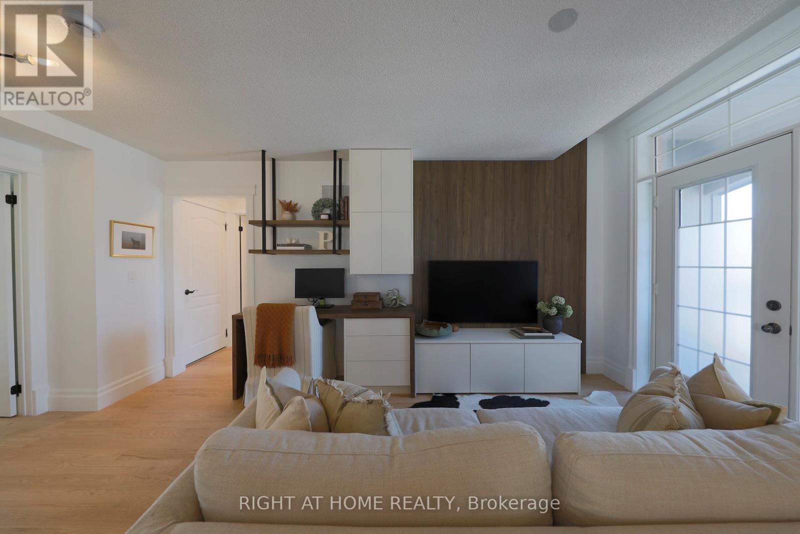 3342 Moses Way, Burlington, Ontario  L7M 0L5 - Photo 33 - W12852842