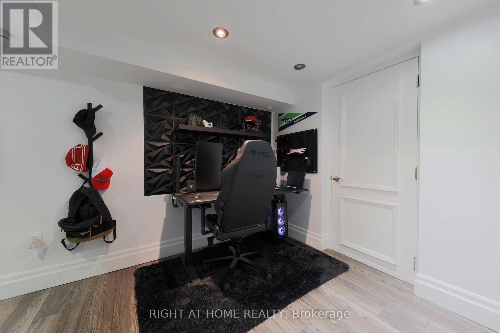 3342 Moses Way, Burlington, Ontario  L7M 0L5 - Photo 35 - W12852842