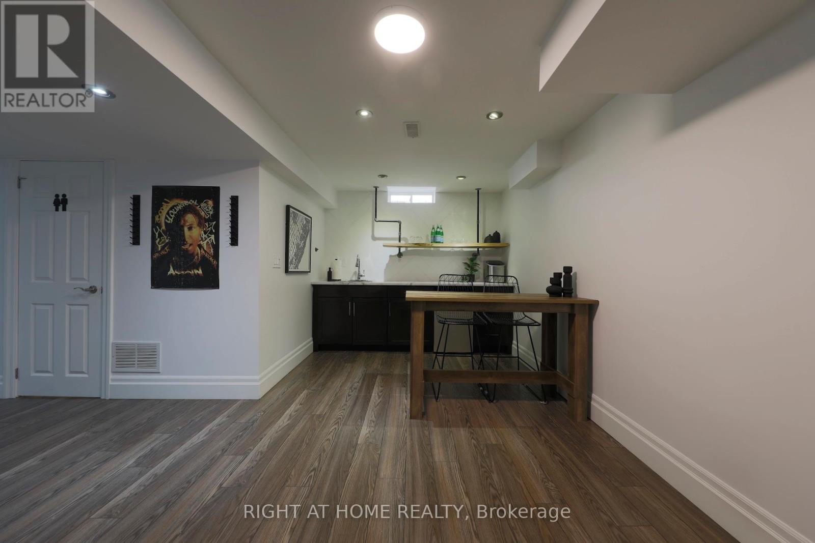 3342 Moses Way, Burlington, Ontario  L7M 0L5 - Photo 37 - W12852842