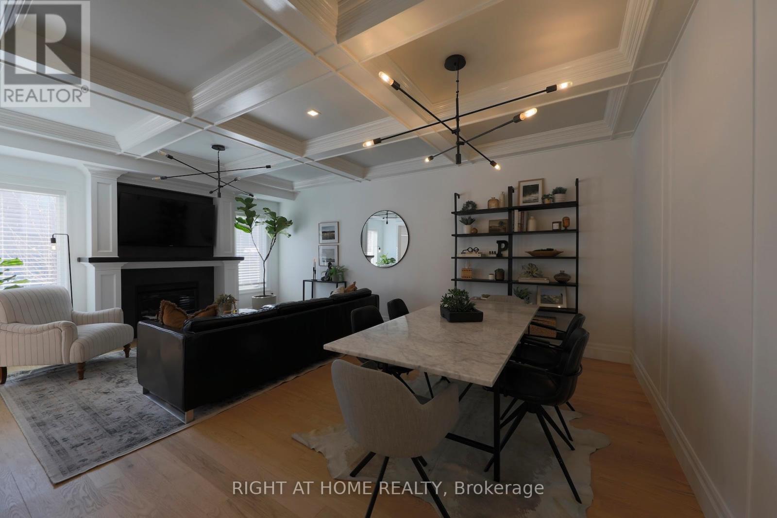 3342 Moses Way, Burlington, Ontario  L7M 0L5 - Photo 9 - W12852842