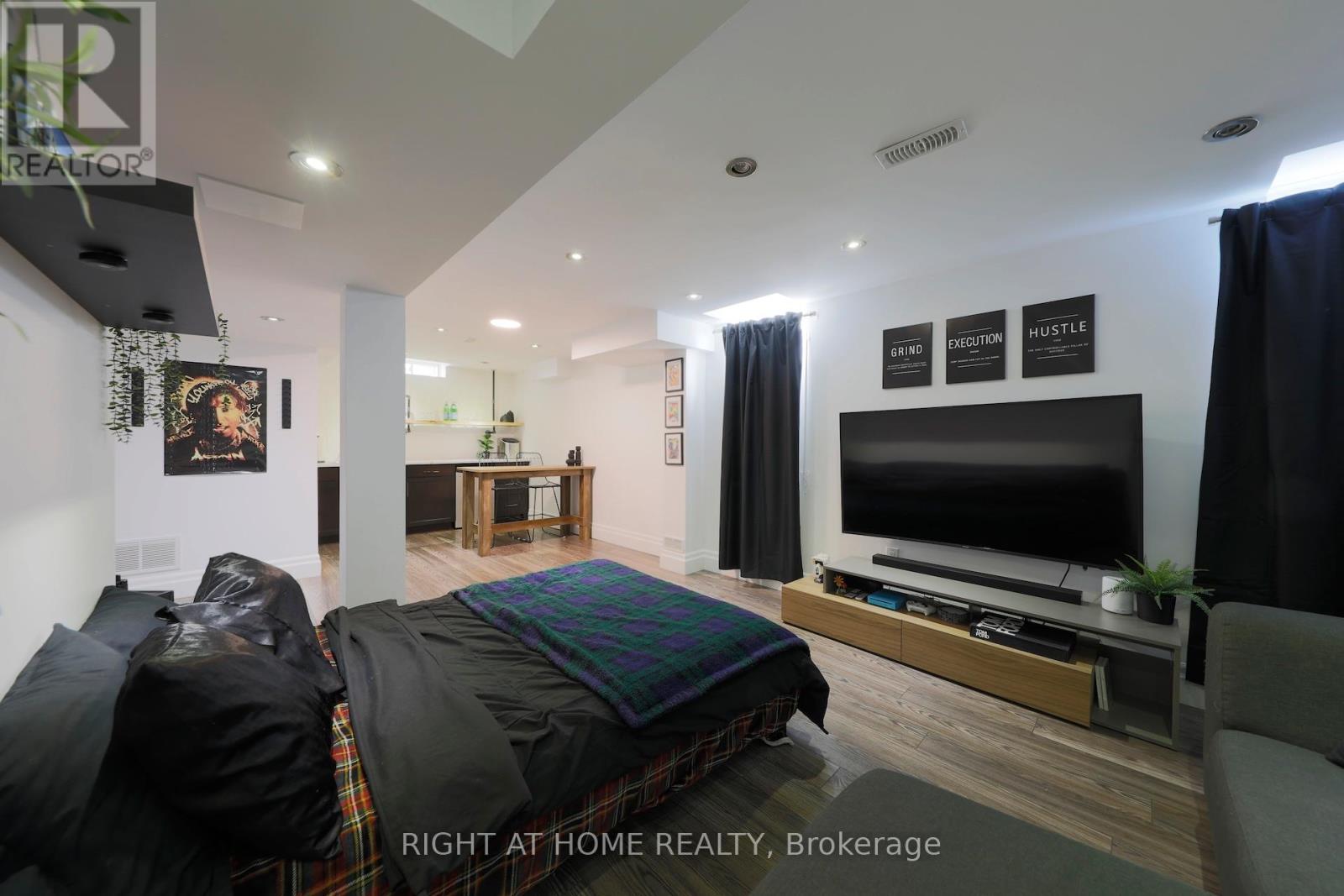 3342 Moses Way, Burlington, Ontario  L7M 0L5 - Photo 42 - W12852842