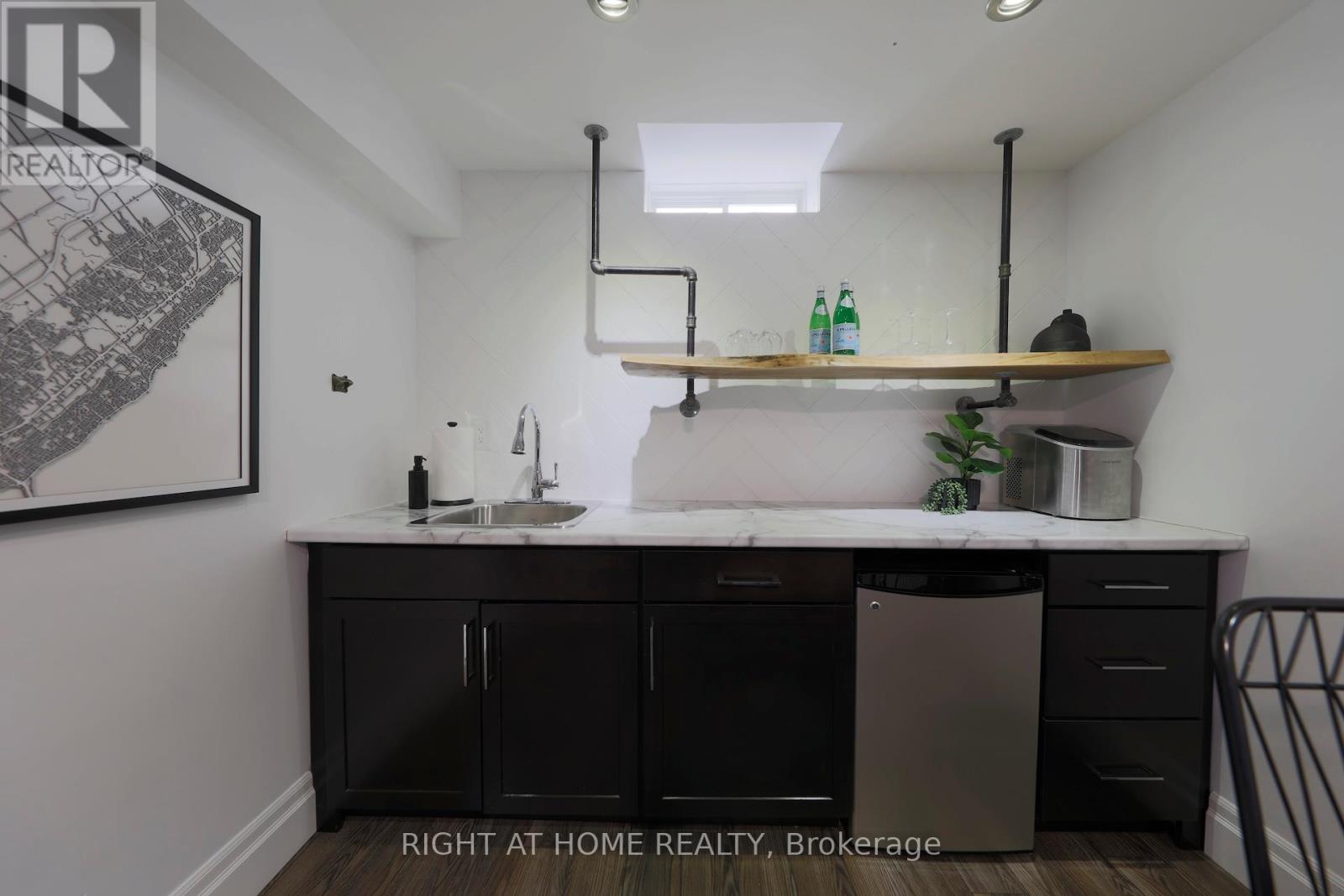 3342 Moses Way, Burlington, Ontario  L7M 0L5 - Photo 39 - W12852842