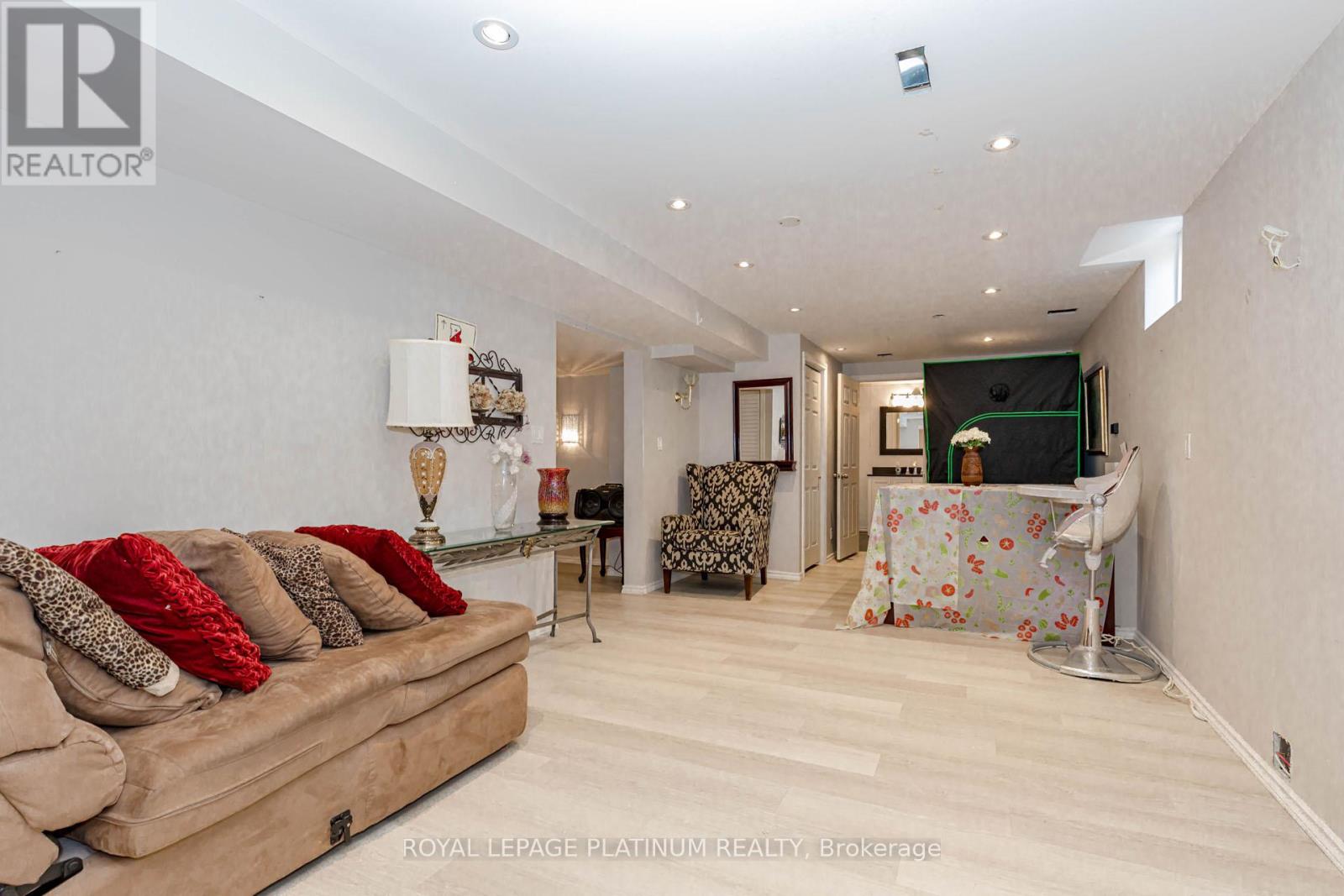 974 Fourth Line, Milton, Ontario  L9T 6N2 - Photo 45 - W12878170