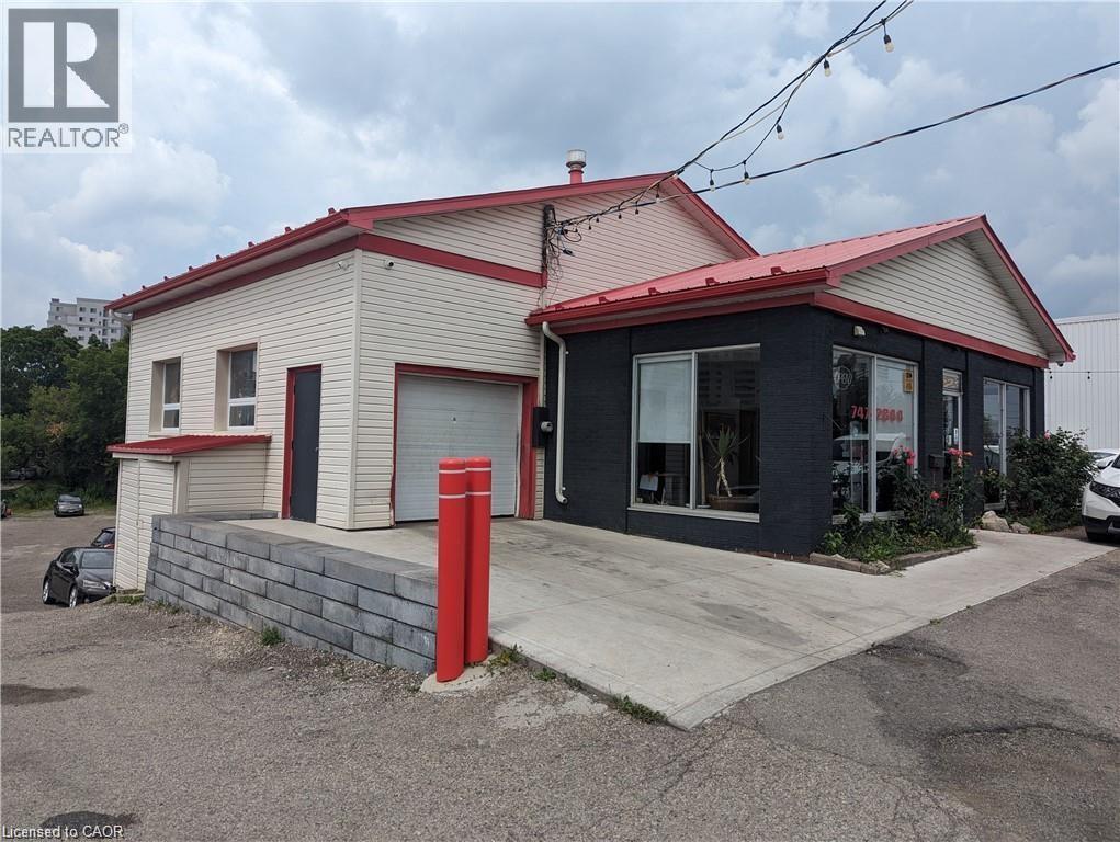 325 Weber Street N, Waterloo, Ontario  N2J 3H8 - Photo 2 - 40811944