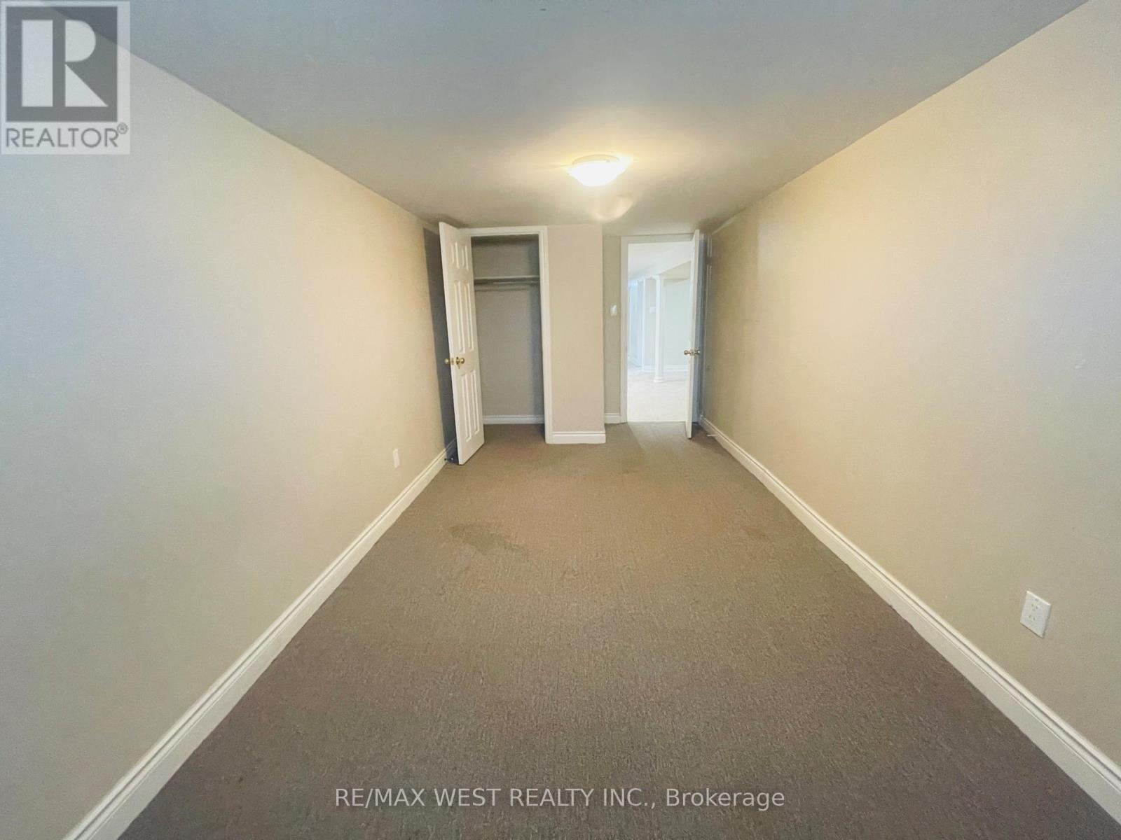 Bsmt - 25 Coronado Court, Toronto (Humbermede), Ontario  M9M 1S6 - Photo 8 - W12880840