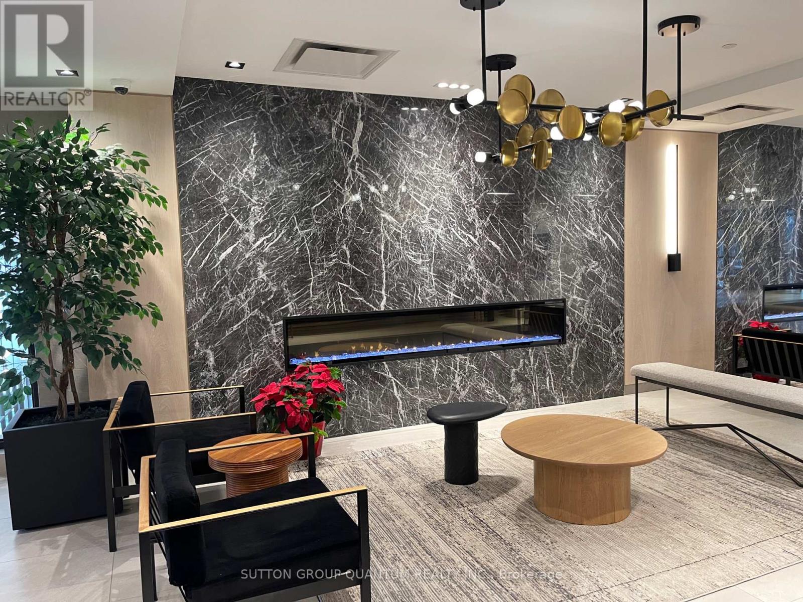 425 - 50 George Butchart Drive W, Toronto (Downsview-Roding-Cfb), Ontario  M3K 0C9 - Photo 2 - W12880844