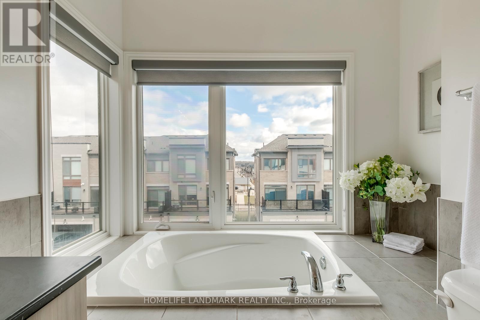 Unit 7 - - 2485 Badger Crescent, Oakville (Ga Glen Abbey), Ontario  L6M 5L9 - Photo 35 - W12880898